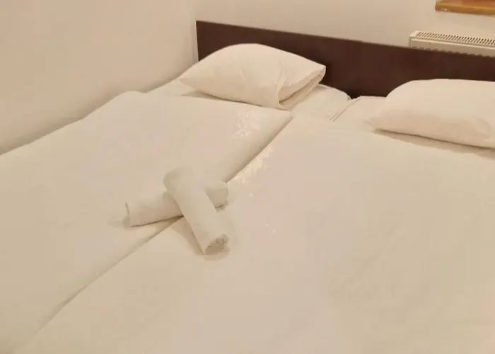 Happyrooms Piata Romana