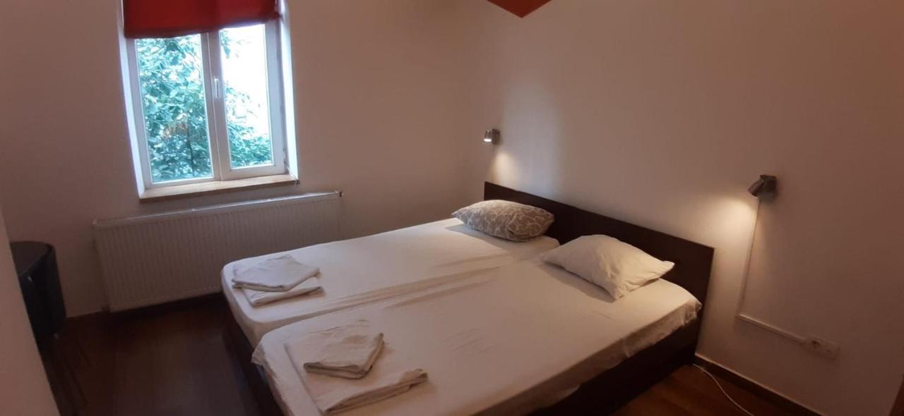Happyrooms Piata Romana Hotel Bucarest