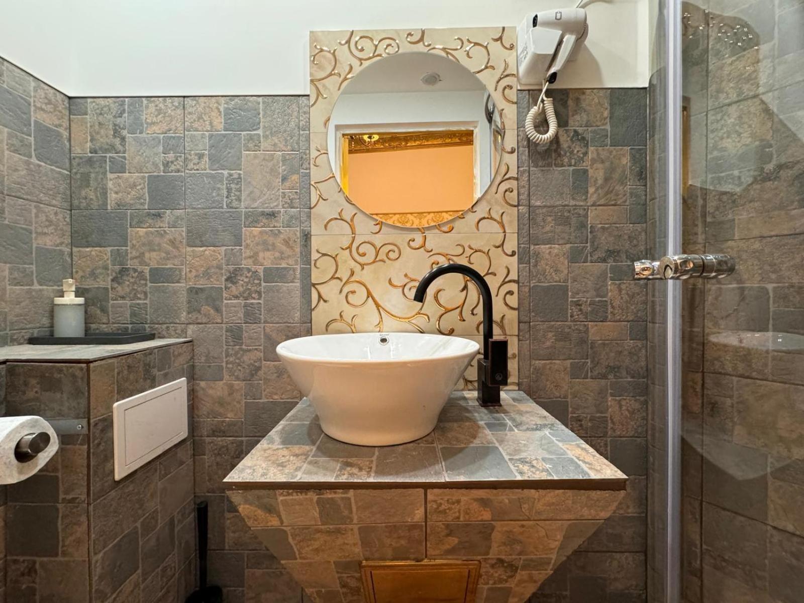 Hotel Happyrooms Piata Romana Bucarest